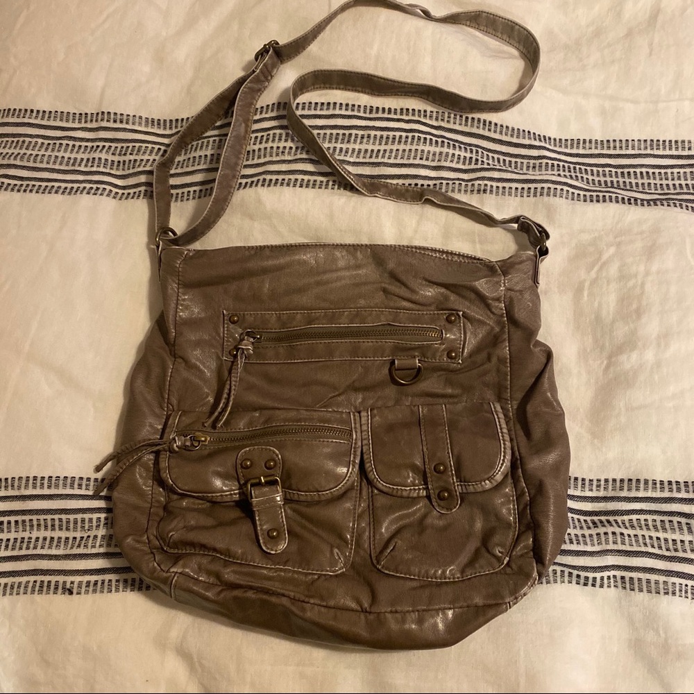 Leather crossbody bag